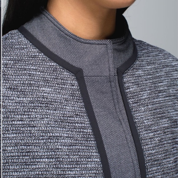 Lululemon | Cocoon Car Coat | Size XS - Picture 5 of 13